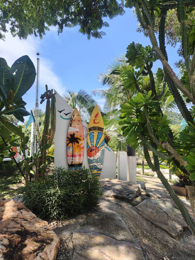 คาเฟ่ริมน้ำ บ้านกรูด คาเฟ่ริมน้ำ บ้านกรูด