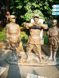🌳 People’s Park Chengdu: A Historic Heartbeat of Sichuan