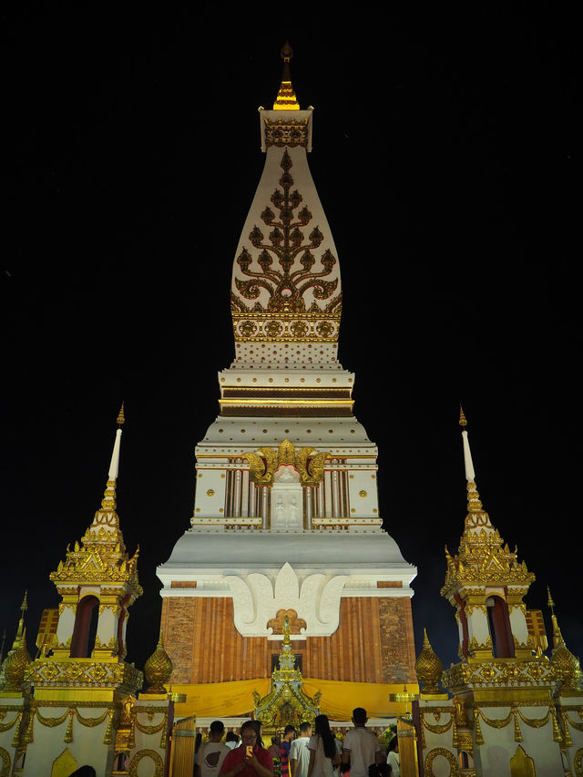 Wat Phra That Phanom: Sacred Heart of Isan