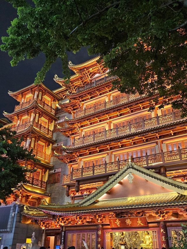 Exploring Guangzhou: The Heart of Canton Exploring Guangzhou: The Heart of Canton
