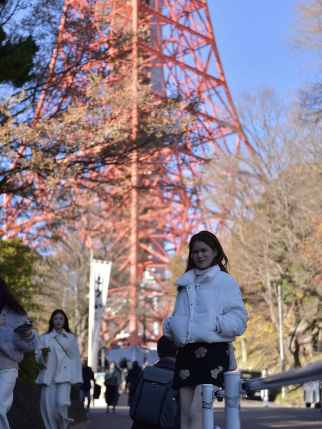 ถ่ายมุมไหน ก็เจอ Tokyo Tower 🗼 ถ่ายมุมไหน ก็เจอ Tokyo Tower 🗼