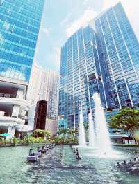 🏙️ Uptown Mall Manila: Where Futuristic Architecture Meets Tropical Urban Chic! 🌴