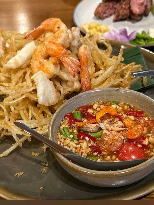 ครัวข้างเริน (Krua Khang Rern)