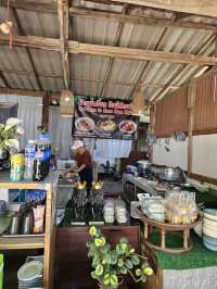 แนะนำร้านอาหาร •บ้านน้ำเงี้ยว แม่จัน• เชียงราย