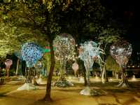 🎄 Ayala Triangle Gardens｜馬尼拉最夢幻的聖誕燈海