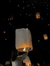 念願のコムローイ祭り!!