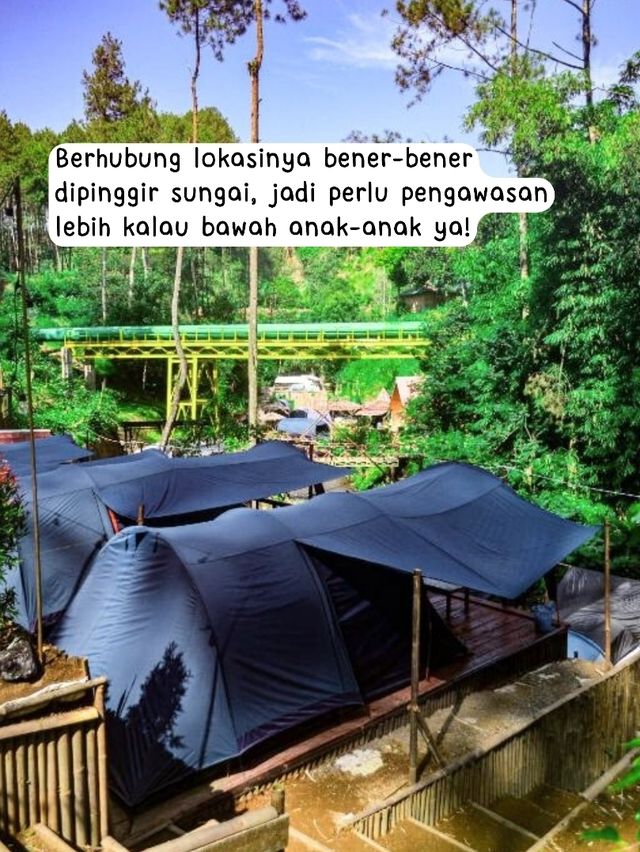 Camping pinggir sungai, lengkap tinggal bawa badan aja! 🏕️✨ Camping pinggir sungai, lengkap tinggal bawa badan aja! 🏕️✨