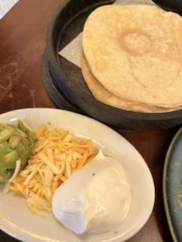 วันชิล ๆ ที่ Rio Lakefront