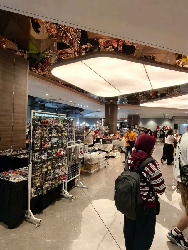 🇲🇾Attn: Toys Lovers!😮Komtar JBCC Collectors Market