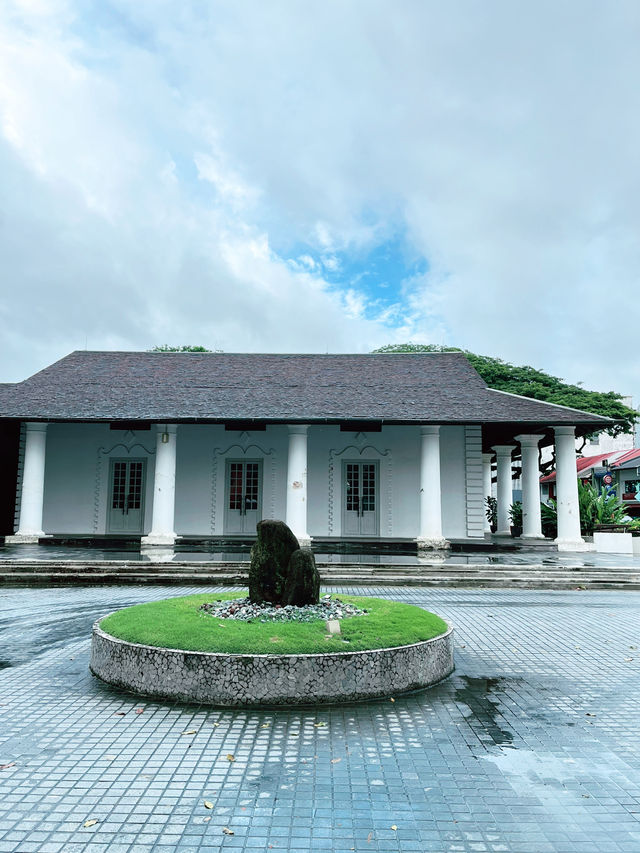 The Old Courthouse Kuching – Iconic Historical Landmark to Visit The Old Courthouse Kuching – Iconic Historical Landmark to Visit