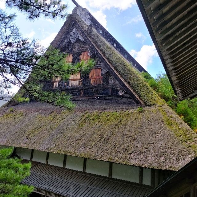 The largest thatch roofed temple in Japan