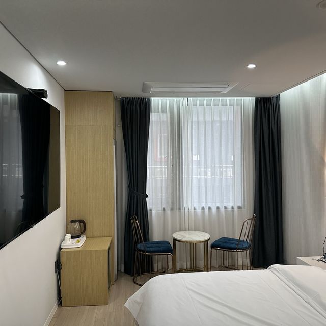 🏨 광주상무지구 깔끔한 가성비 호텔, 브라운도트호텔
