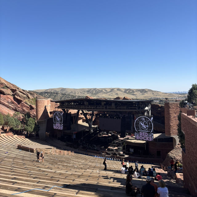 【アメリカ・コロラド】レッドロックス公園＆野外劇場（Red Rocks Amphitheatre）