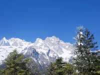 Discovering Jade Dragon Snow Mountain: The Blend of White Snow and Sky