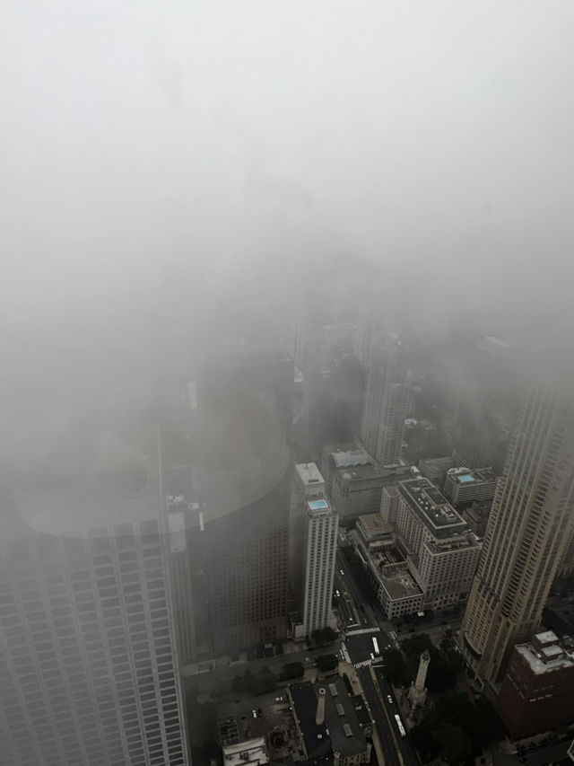 俯瞰風之城：360° 高空裡的芝加哥片刻 