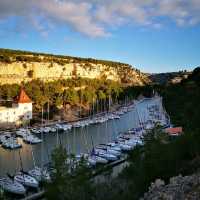 From Calanques to Coastline: My Cassis Beach Adventure