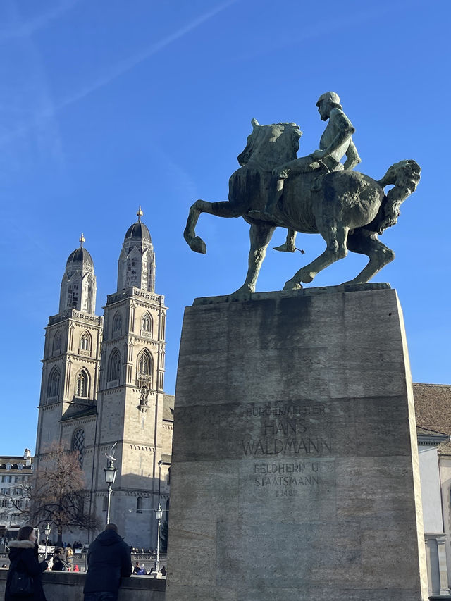 A day trip in the unfiltered streets of Zurich