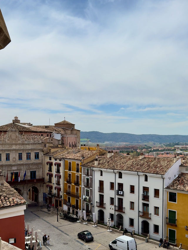 Art, History, and the Hanging Houses