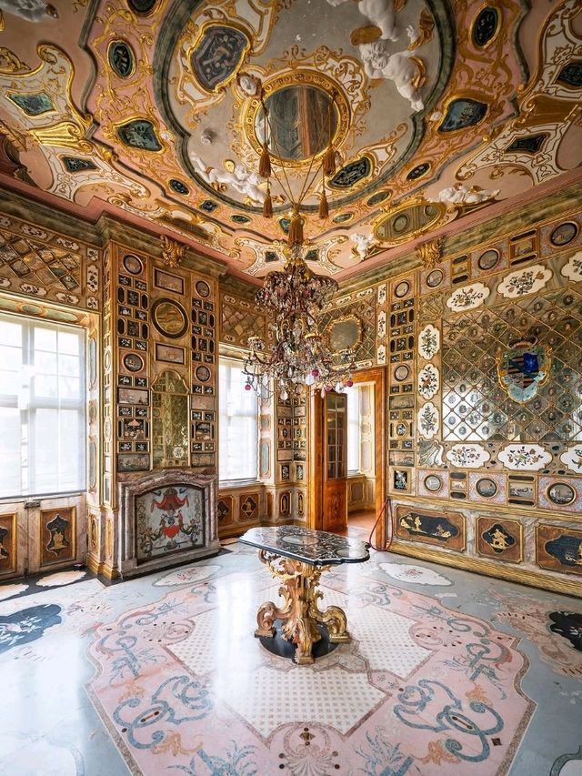 👑 Schloss Favorite: A Hidden Baroque Treasure in the Forest 🌿