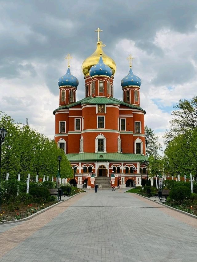 Donskoy Stavropegial Monastery: Moscow’s Fortress of Faith
