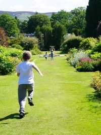 Most people miss Kailzie Gardens when they visit Scotland 😢