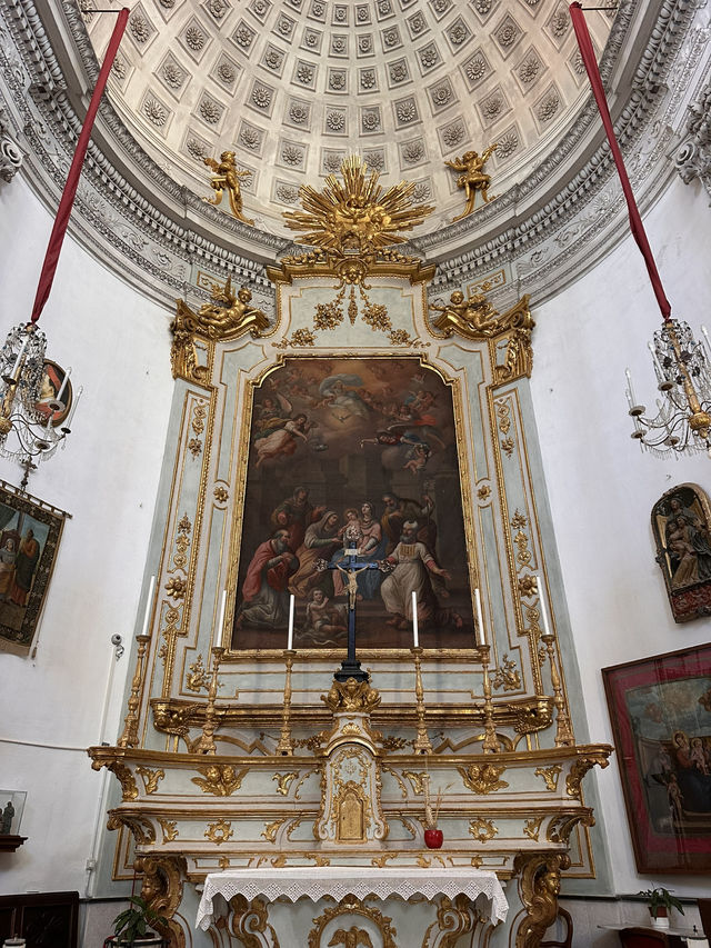 Charming chapel in Noli