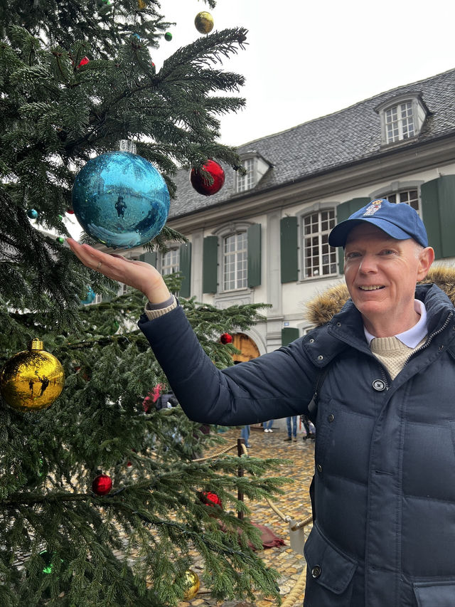 WINTER MAGIC AT MÜNSTERPLATZ 🇨🇭 WINTER MAGIC AT MÜNSTERPLATZ 🇨🇭