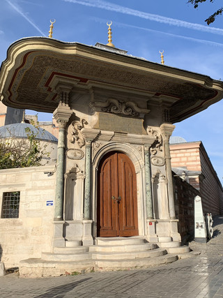 Istanbul: An Itinerary Through the Most Atmospheric Spots — from 。