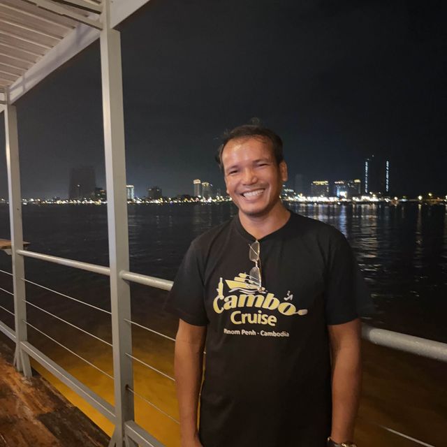 Mekong and Ton Le Sap Sunset River Cruise