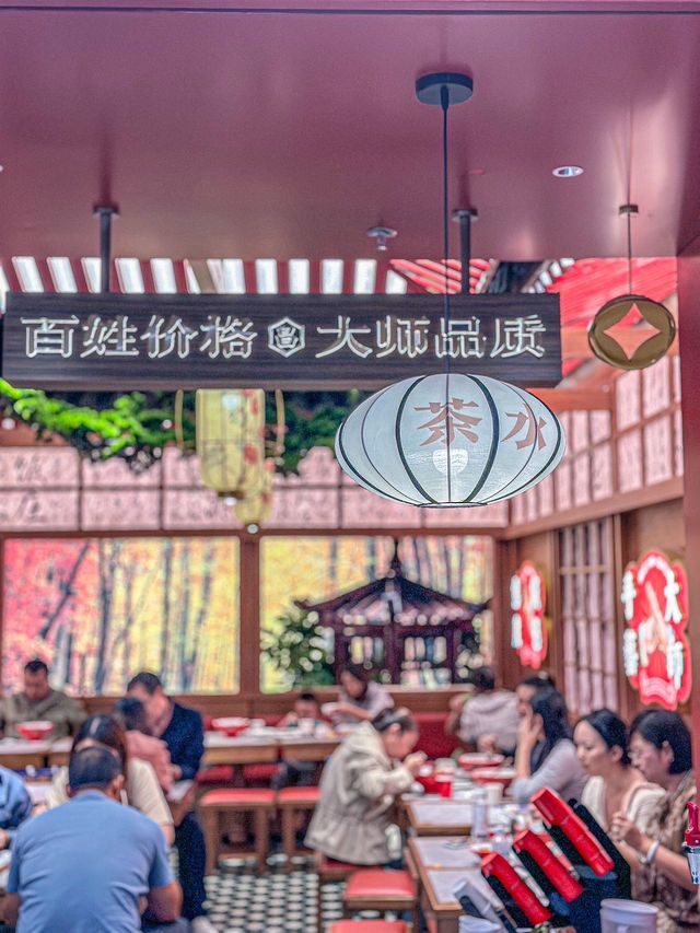 這家湘菜館也太下飯了吧