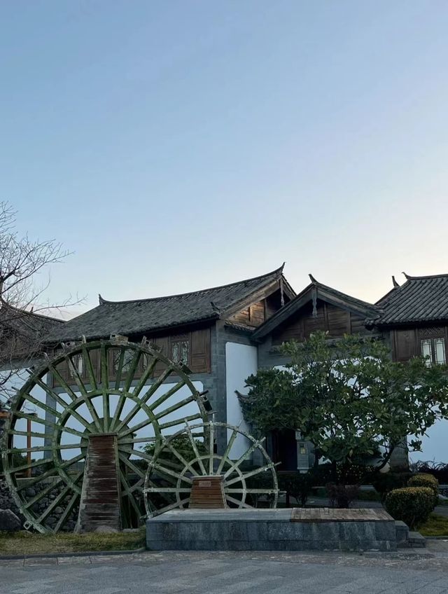 為了這個落地窗去了麗江太值了