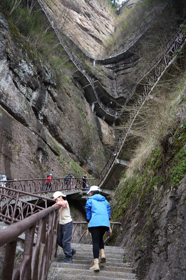 新昌穿岩十九峰