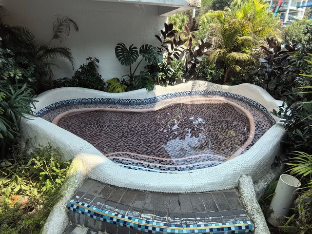 溫馨浪漫的養生湯泉