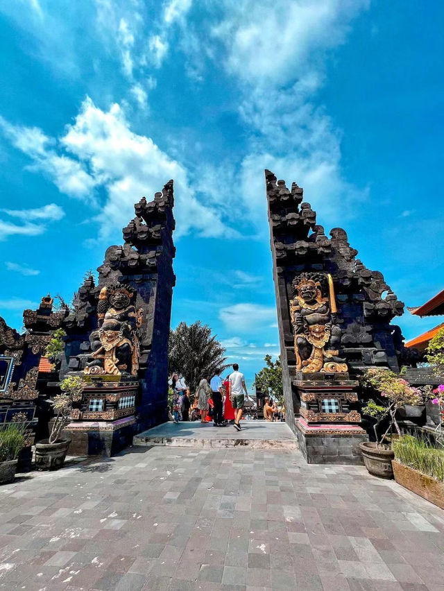 Tanah Lot Temple Bali Indonesia 🏝️ 🇮🇩 