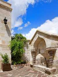 🏨✨ Cappadocia's Seraphim Cave Retreat 🌄🛁