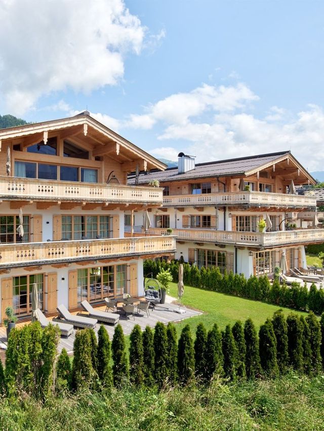 🏔️ Luxe Kitzbuhel Stays: Tennerhof's Top Treats 🏰
