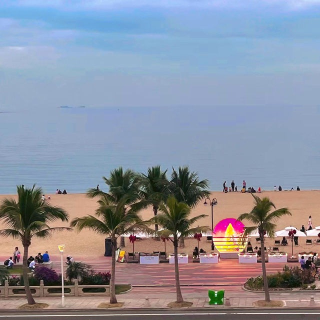 珠海日月貝大剧院：海上明珠，珠海地標性景點
