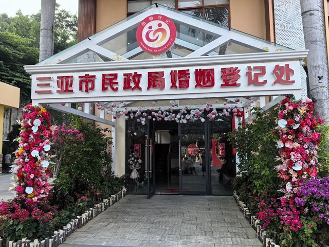 海南三亞 | 這裡的風和海都是自由的。