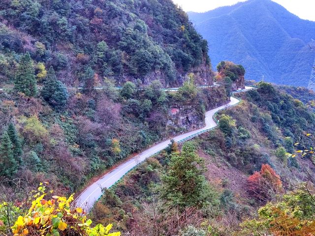 自駕6小時，探尋「皖南川藏線」的美景。
