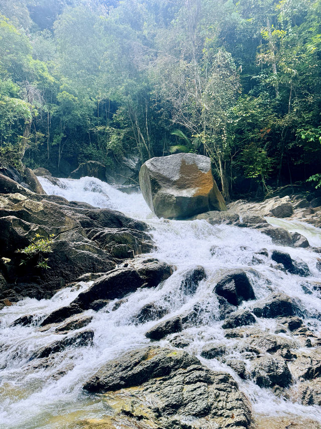 Batu Bertenggek半日遠足·吉隆坡週末