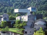 ✨南京四方傲途格藝術秘境｜住進山水間的建築博物館✨  