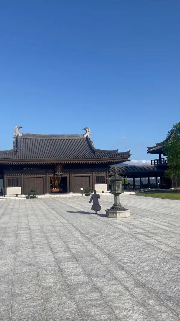 佛诞日｜慈山寺抄經浴佛
