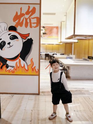 Nezha fans, this is for you! Stay in a Bear Nezha-themed room in Nezha's hometown