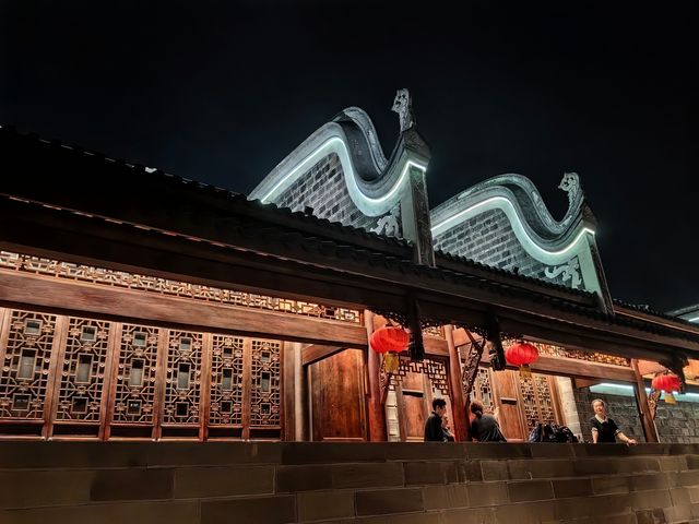 長江第一古鎮李莊的晝夜與「三白」