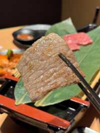 大阪心齋橋必吃！這家烤肉直接封神🥩黑毛和牛控衝就對了！
