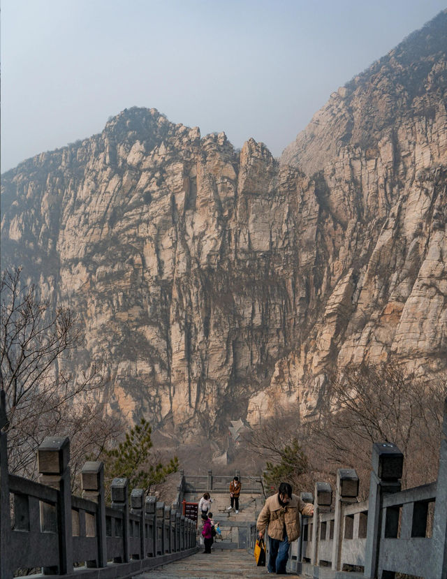 世遺嵩山之太室山～峻極於天的中原脊樑