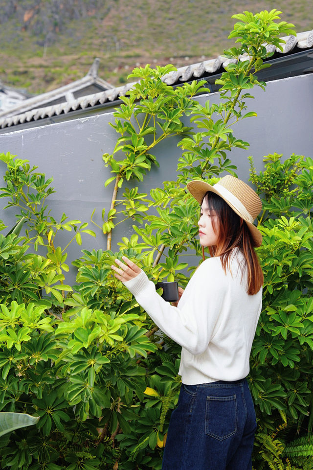 落地大窗外，係碧海藍天嘅浪漫之地