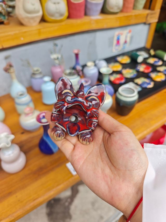 瓦貓蹲簷，大理千年