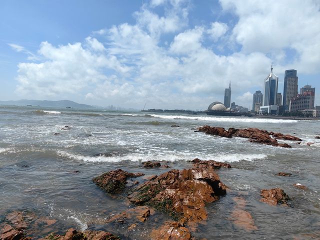 青島三天兩夜微醺之旅，呢座城市真係好啱放空自己，吹住海風飲住啤酒，感受慢活嘅美好 Day1