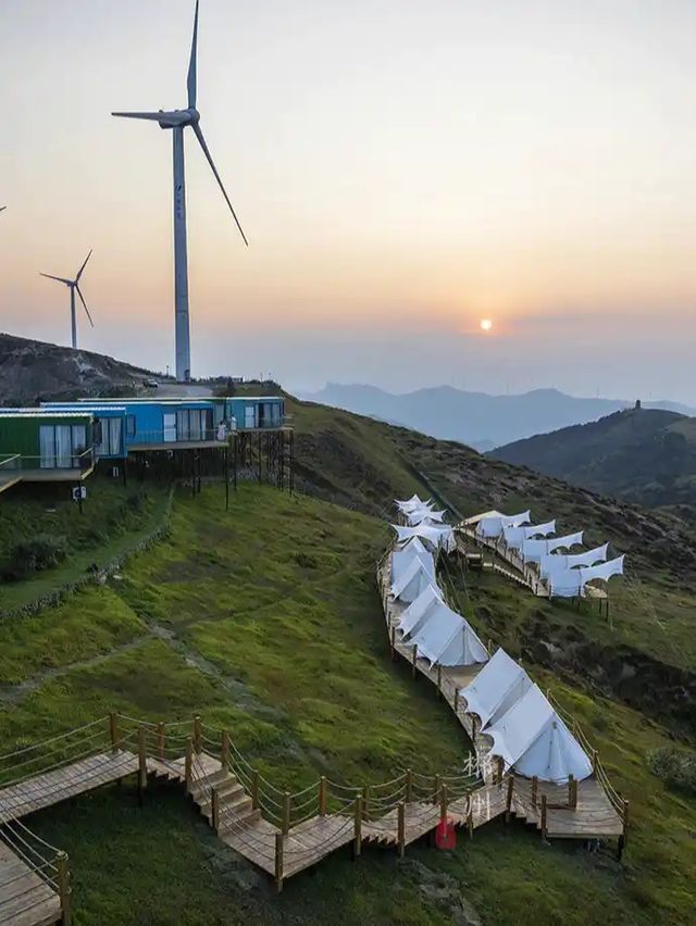 仰天湖大草原|風吹草低見牛羊,呢個先係夏天應有嘅模樣 仰天湖大草原|風吹草低見牛羊,呢個先係夏天應有嘅模樣